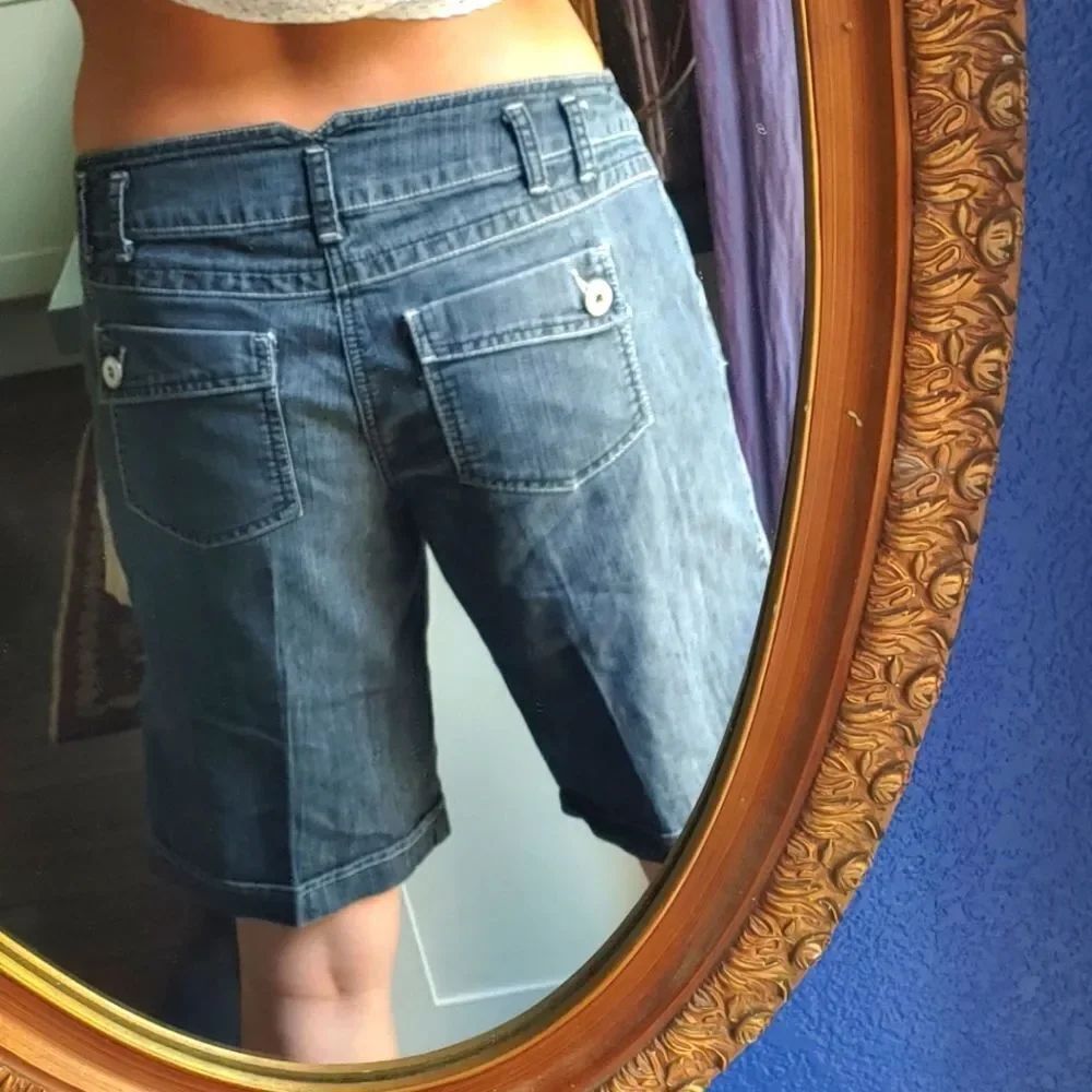 Pleated Denim Mid Rise Bermuda Shorts - Picture 2 of 8